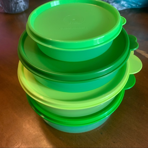 Tupperware Round Fridge Containers - Picture 2 of 5